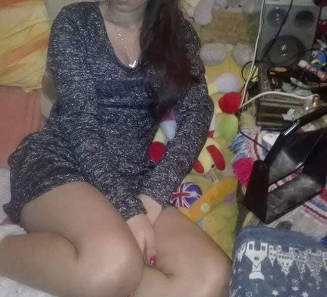 Servicii totale, suntem 2 fete,